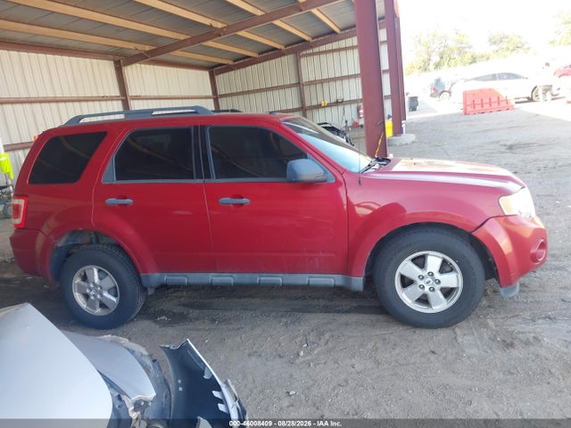 46008409 :رقم المزاد ، 1FMCU0DG1AKA36144 vin ، 2010 Ford Escape Xlt مزاد بيع