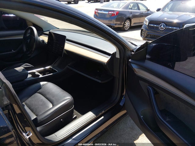 Tesla Model 3 Long Range Dual Motor All-wheel Drive 2021 5YJ3E1EB4MF066251 Image 5