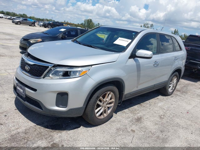 Продажа на аукционе авто 2014 Kia Sorento Lx, vin: 5XYKT3A65EG520796, номер лота: 46008456