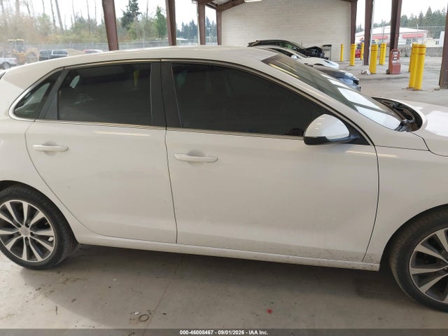 Продаж на аукціоні авто 2018 Hyundai Elantra Gt, vin: KMHH35LE3JU068264, номер лоту: 46008467