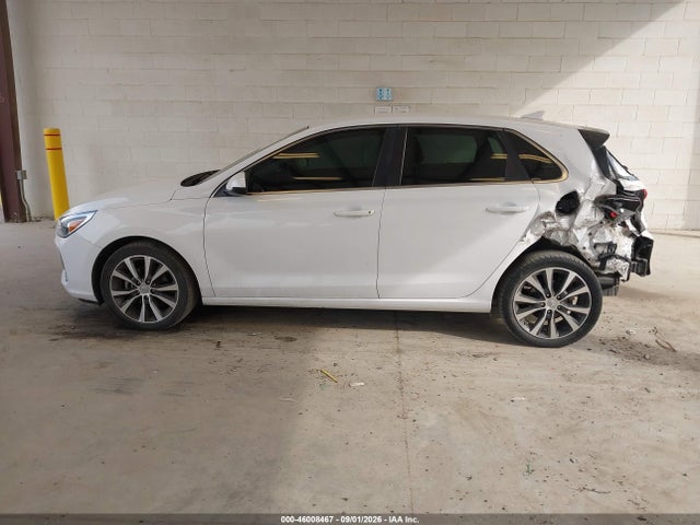 Продаж на аукціоні авто 2018 Hyundai Elantra Gt, vin: KMHH35LE3JU068264, номер лоту: 46008467