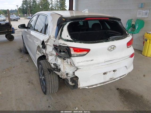 Продаж на аукціоні авто 2018 Hyundai Elantra Gt, vin: KMHH35LE3JU068264, номер лоту: 46008467