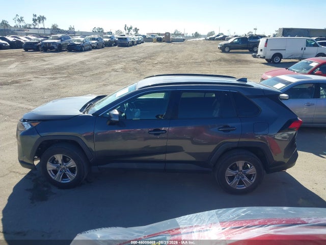 46008469 :رقم المزاد ، 2T3P1RFV8NC282279 vin ، 2022 Toyota Rav4 Xle مزاد بيع