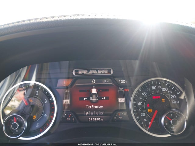 Продажа на аукционе авто 2019 Ram 2500 Laramie  4x4 6'4 Box, vin: 3C6UR5NL9KG685998, номер лота: 46008496