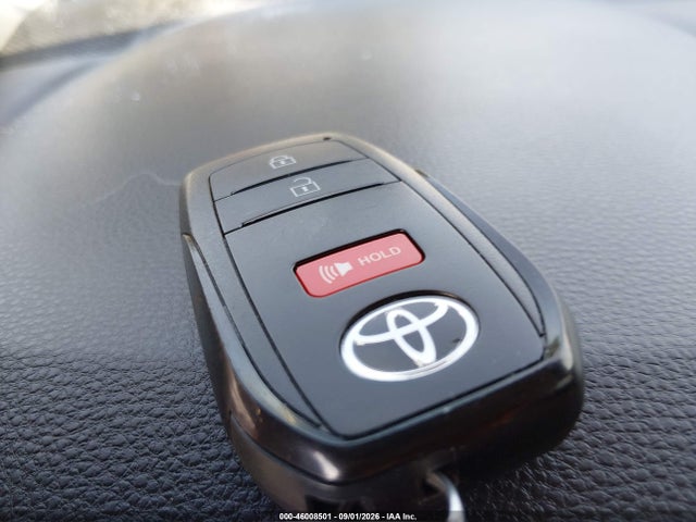 Aukcja sprzedaży 2025 Toyota Corolla Cross Le, vin: 7MUCAABG8SV125327, numer aukcji: 46008501
