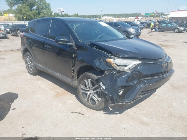 2018 Toyota Rav4 Le მანქანა იყიდება აუქციონზე, vin: 2T3BFREV0JW708133, აუქციონის ნომერი: 46008508