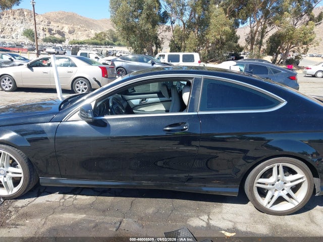 46008509 :رقم المزاد ، WDDGJ4HB9FG356753 vin ، 2015 Mercedes-benz C 250 مزاد بيع