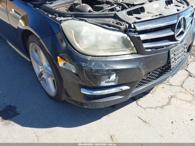 46008509 :رقم المزاد ، WDDGJ4HB9FG356753 vin ، 2015 Mercedes-benz C 250 مزاد بيع