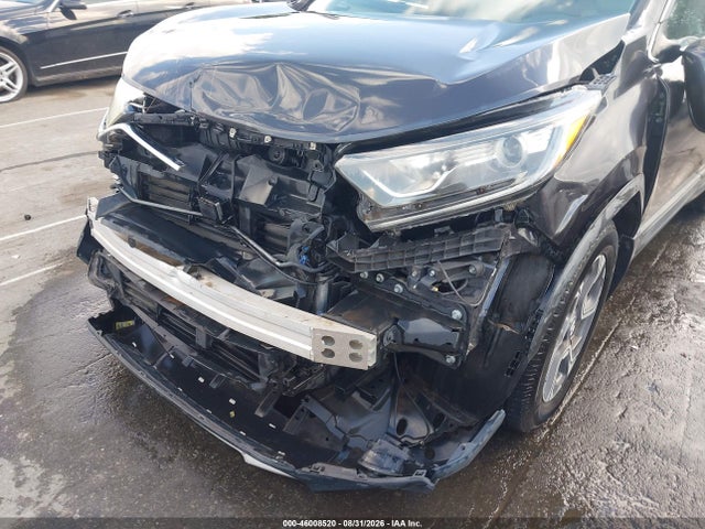 Продаж на аукціоні авто 2018 Honda Cr-v, vin: 7FARW2H83JE012002, номер лоту: 46008520