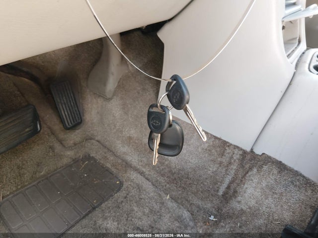 Продаж на аукціоні авто 2002 Chevrolet Suburban 1500 Lt, vin: 1GNEC16ZX2J174087, номер лоту: 46008525