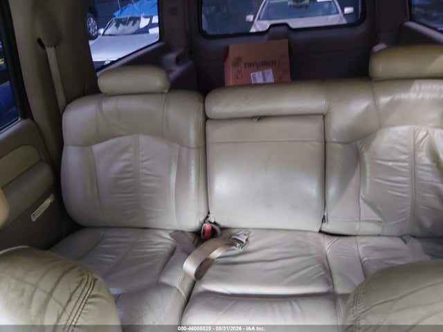 Продаж на аукціоні авто 2002 Chevrolet Suburban 1500 Lt, vin: 1GNEC16ZX2J174087, номер лоту: 46008525
