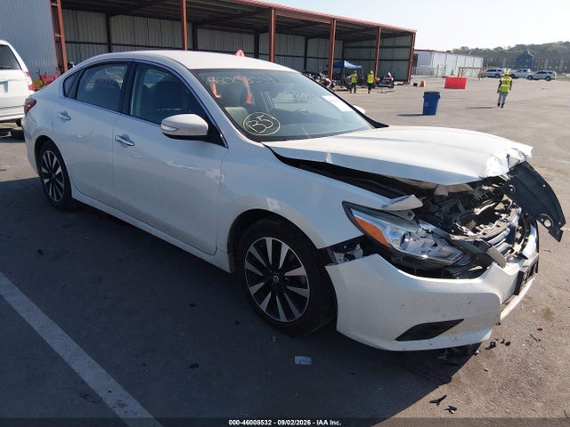 2018 Nissan Altima 2.5 Sl მანქანა იყიდება აუქციონზე, vin: 1N4AL3APXJC120855, აუქციონის ნომერი: 46008532