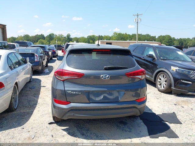 46008557 :رقم المزاد ، KM8J23A40HU392981 vin ، 2017 Hyundai Tucson Se مزاد بيع