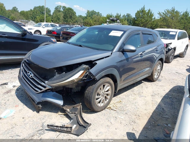 46008557 :رقم المزاد ، KM8J23A40HU392981 vin ، 2017 Hyundai Tucson Se مزاد بيع
