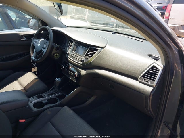 46008557 :رقم المزاد ، KM8J23A40HU392981 vin ، 2017 Hyundai Tucson Se مزاد بيع