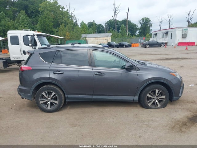 2018 Toyota Rav4 Xle მანქანა იყიდება აუქციონზე, vin: 2T3RFREV7JW754458, აუქციონის ნომერი: 46008616