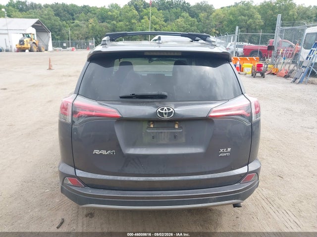 2018 Toyota Rav4 Xle მანქანა იყიდება აუქციონზე, vin: 2T3RFREV7JW754458, აუქციონის ნომერი: 46008616