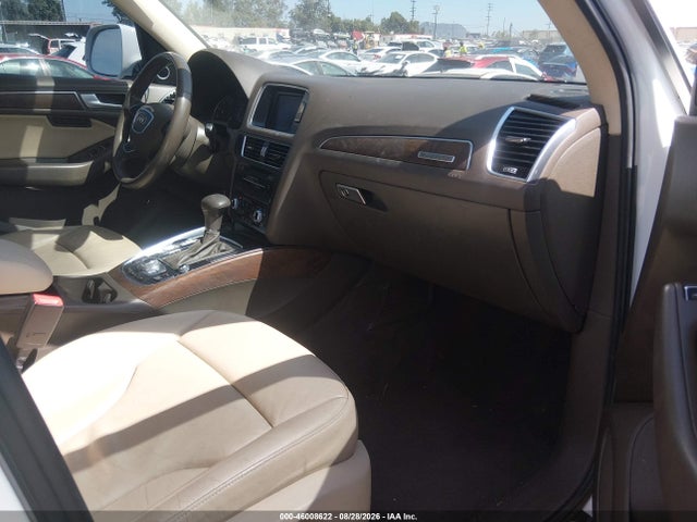 Audi Q5 2.0t Premium 2014 WA1LFAFPXEA013680 Image 5
