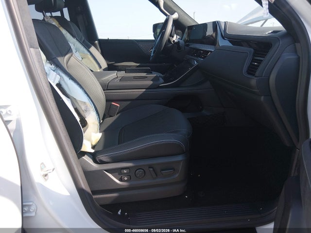 Продажа на аукционе авто 2027 Infiniti Qx80, vin: JN8AZ3CC6V9640643, номер лота: 46008656