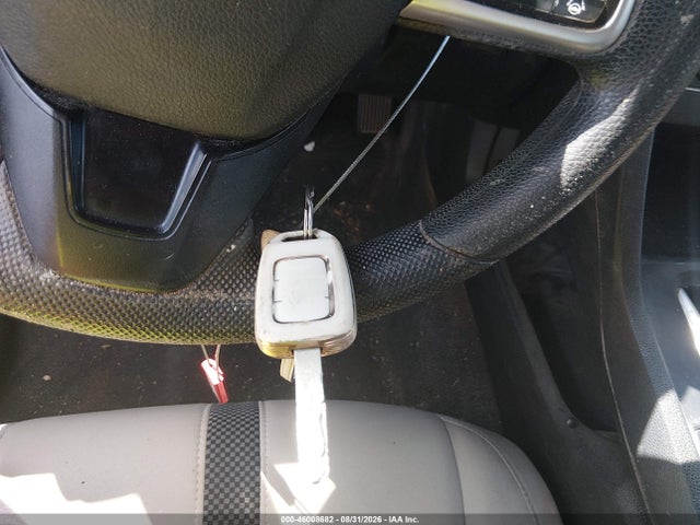 46008682 :رقم المزاد ، 2HGFC2F6XKH544031 vin ، 2019 Honda Civic Lx مزاد بيع
