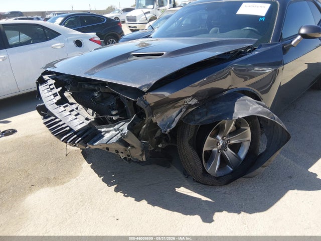 2019 Dodge Challenger Sxt მანქანა იყიდება აუქციონზე, vin: 2C3CDZAG7KH746739, აუქციონის ნომერი: 46008699