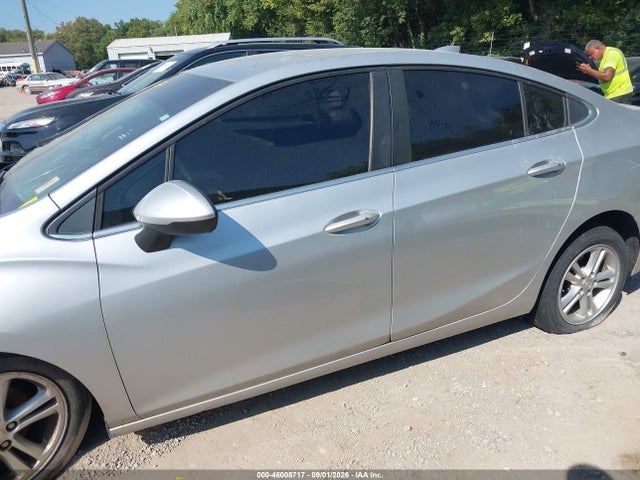 2018 Chevrolet Cruze Lt Auto მანქანა იყიდება აუქციონზე, vin: 1G1BE5SM8J7240826, აუქციონის ნომერი: 46008717