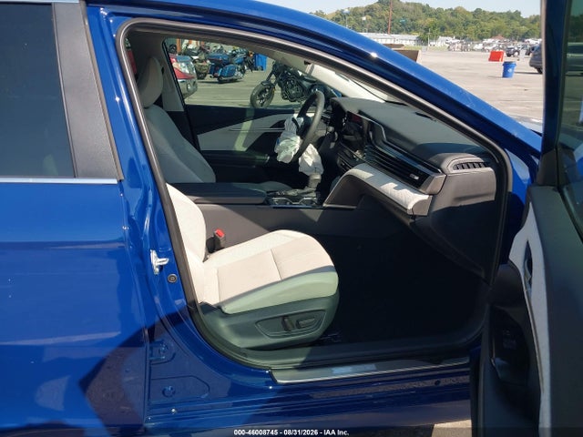 46008745 :رقم المزاد ، 4T1DBADK0TU039385 vin ، 2026 Toyota Camry Xle مزاد بيع