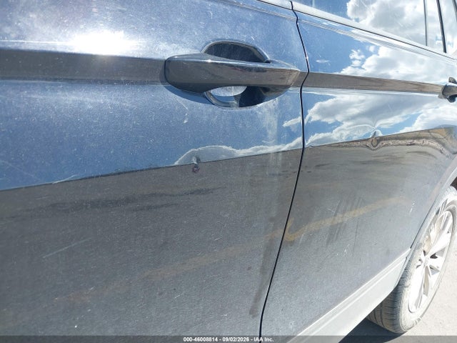 46008814 :رقم المزاد ، 3VV0B7AX4JM083169 vin ، 2018 Volkswagen Tiguan 2.0t S مزاد بيع