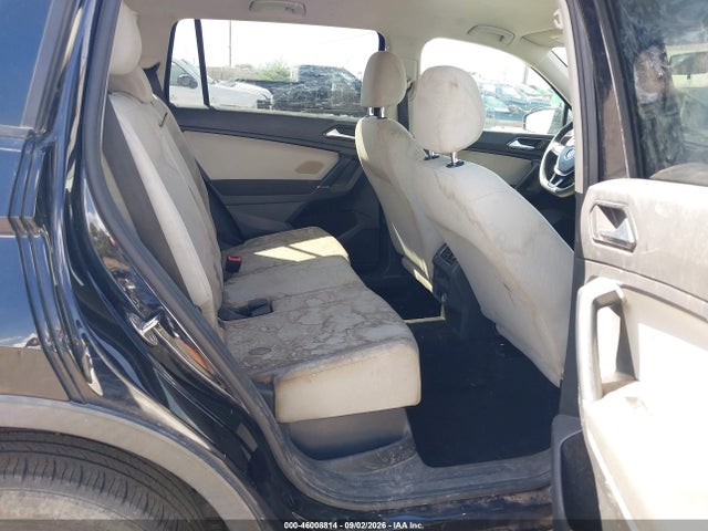 46008814 :رقم المزاد ، 3VV0B7AX4JM083169 vin ، 2018 Volkswagen Tiguan 2.0t S مزاد بيع