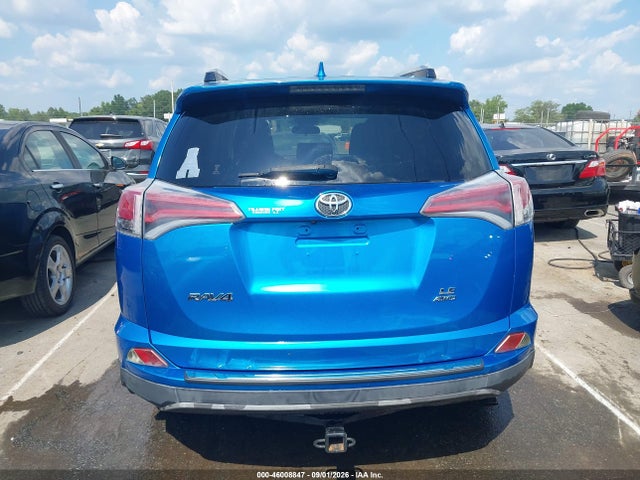 Aukcja sprzedaży 2017 Toyota Rav4 Le, vin: JTMBFREV8HJ132056, numer aukcji: 46008847