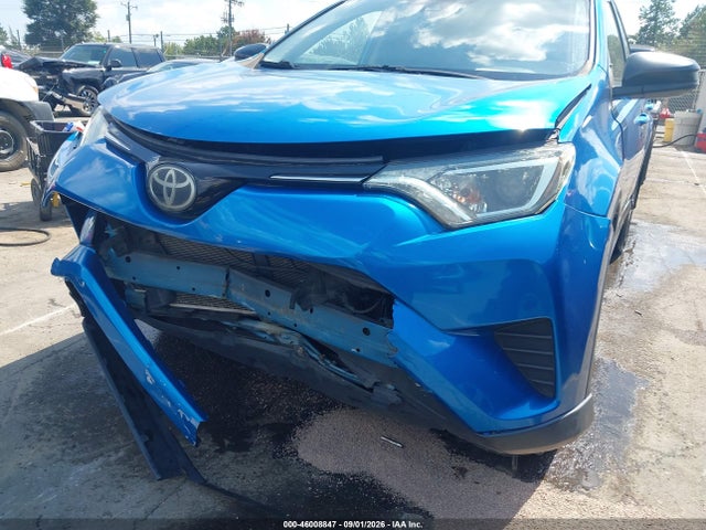 Aukcja sprzedaży 2017 Toyota Rav4 Le, vin: JTMBFREV8HJ132056, numer aukcji: 46008847