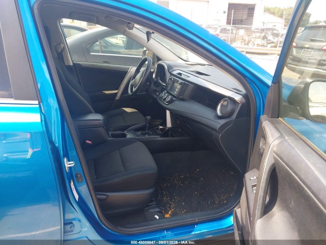 Aukcja sprzedaży 2017 Toyota Rav4 Le, vin: JTMBFREV8HJ132056, numer aukcji: 46008847
