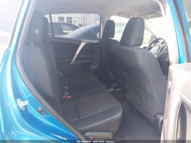 Aukcja sprzedaży 2017 Toyota Rav4 Le, vin: JTMBFREV8HJ132056, numer aukcji: 46008847