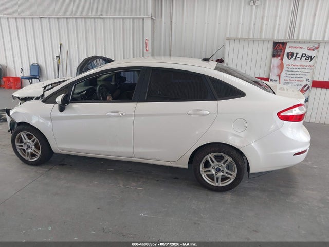 46008957 :رقم المزاد ، 3FADP4BJ8HM171104 vin ، 2017 Ford Fiesta Se مزاد بيع