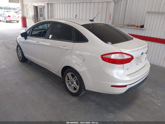 46008957 :رقم المزاد ، 3FADP4BJ8HM171104 vin ، 2017 Ford Fiesta Se مزاد بيع