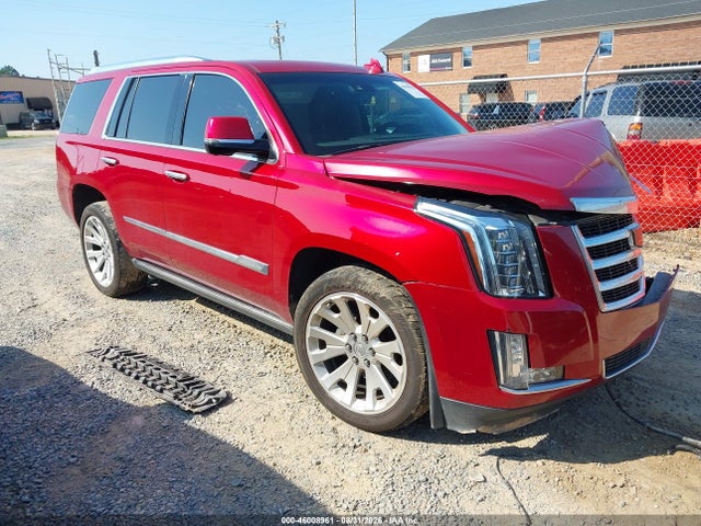 46008961 :رقم المزاد ، 1GYS4NKJ0FR712989 vin ، 2015 Cadillac Escalade Premium مزاد بيع