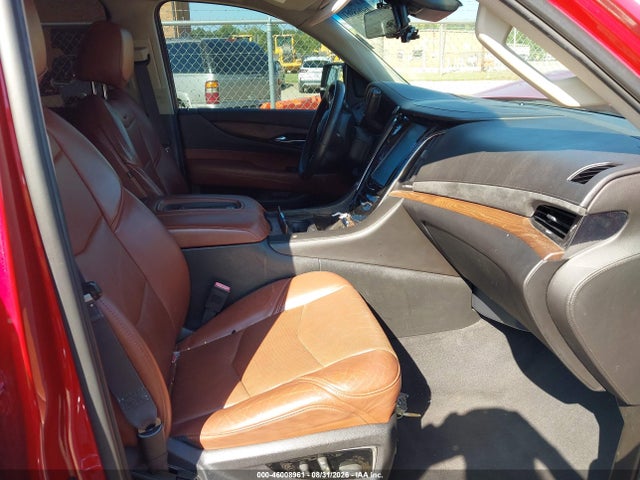 46008961 :رقم المزاد ، 1GYS4NKJ0FR712989 vin ، 2015 Cadillac Escalade Premium مزاد بيع