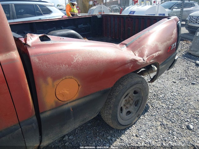 46009006 :رقم المزاد ، 1GCEK19T21Z232793 vin ، 2001 Chevrolet Silverado 1500 Ls مزاد بيع