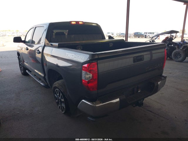 5TFDY5F18FX448512 Toyota Tundra Sr5 5.7l V8