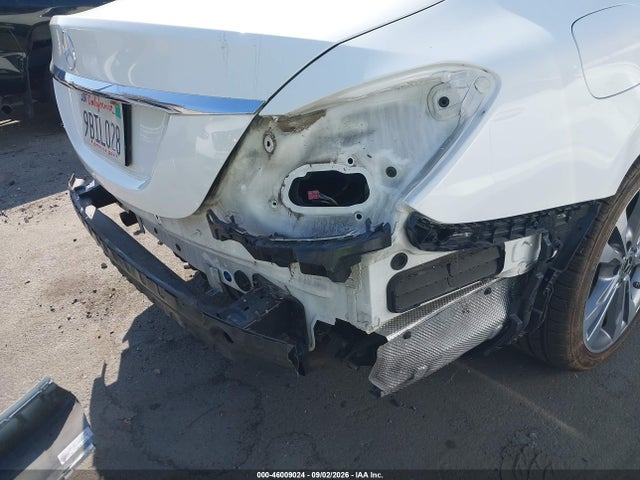 Mercedes-Benz C 300 2017 55SWF4JB3HU227162 Image 18