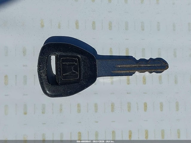 2002 Honda Accord 3.0 Ex მანქანა იყიდება აუქციონზე, vin: 1HGCG16542A027783, აუქციონის ნომერი: 46009041