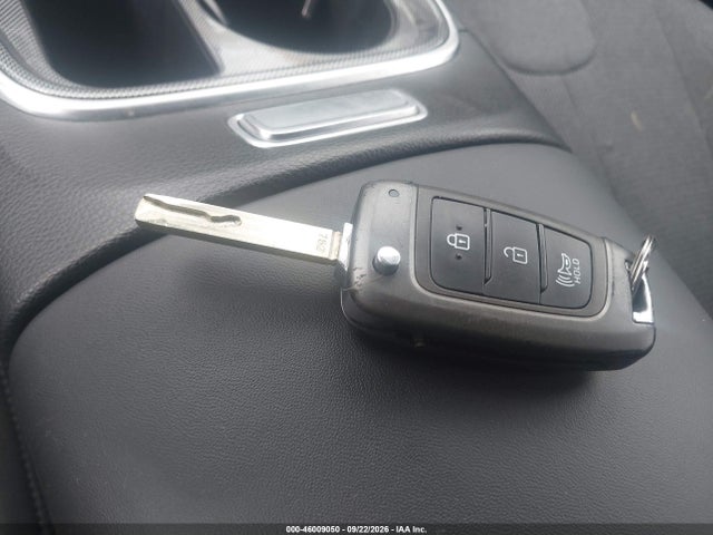 46009050 :رقم المزاد ، 5NMS1DAJ1NH405702 vin ، 2022 Hyundai Santa Fe Se مزاد بيع