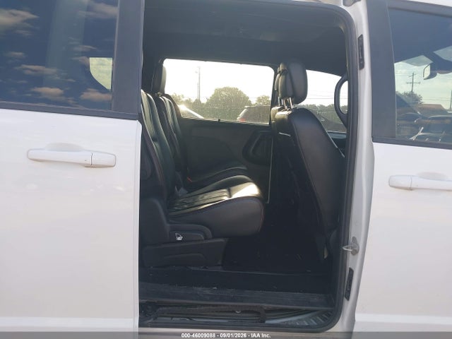 2019 Dodge Grand Caravan Gt მანქანა იყიდება აუქციონზე, vin: 2C4RDGEGXKR692240, აუქციონის ნომერი: 46009088