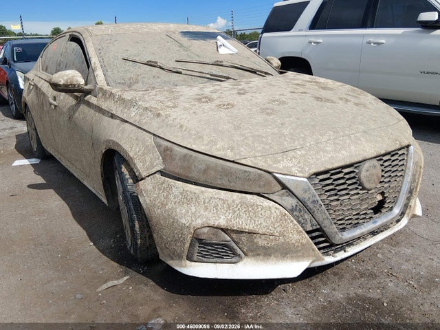 46009098 :رقم المزاد ، 1N4BL4BV4LC240564 vin ، 2020 Nissan Altima S Fwd مزاد بيع