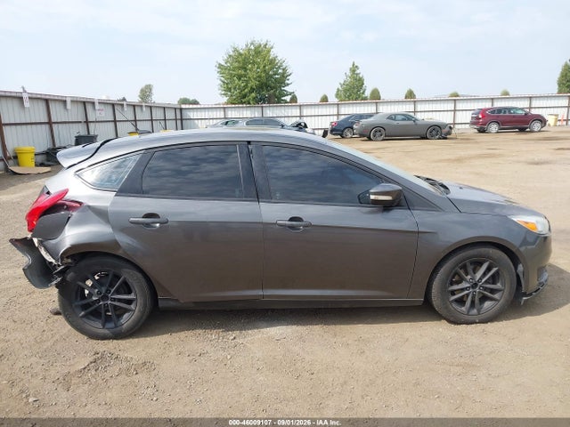 Ford FOCUS SE 2015 1FADP3K28FL327109 Image 13