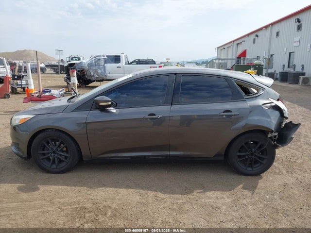 Ford FOCUS SE 2015 1FADP3K28FL327109 Image 14