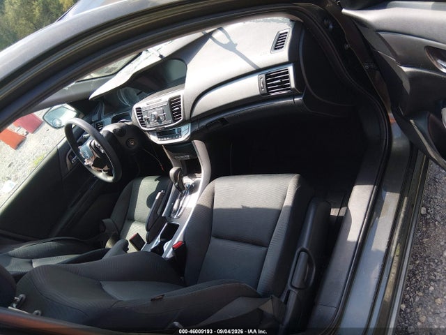 Продаж на аукціоні авто 2015 Honda Accord Lx, vin: 1HGCR2F38FA103204, номер лоту: 46009193
