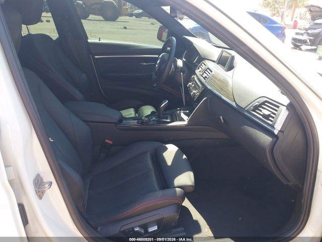 46009201 :رقم المزاد ، WBA8B9G36HNU53455 vin ، 2017 Bmw 330i مزاد بيع