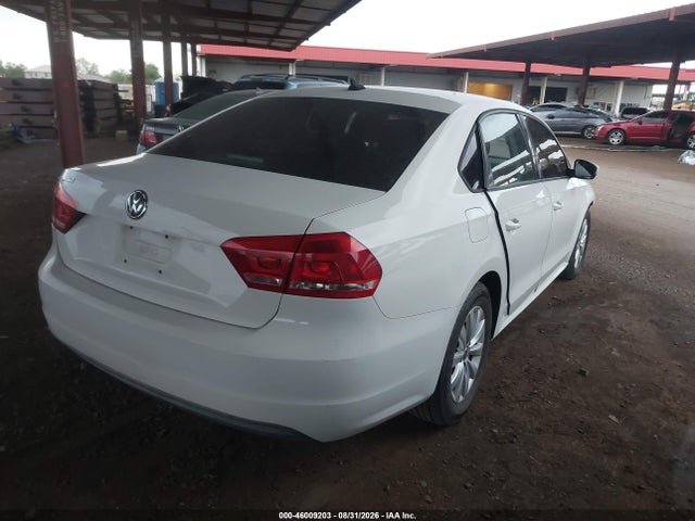 Volkswagen Passat 2.5l Wolfsburg Edition 2014 1VWAP7A32EC021923 Image 4