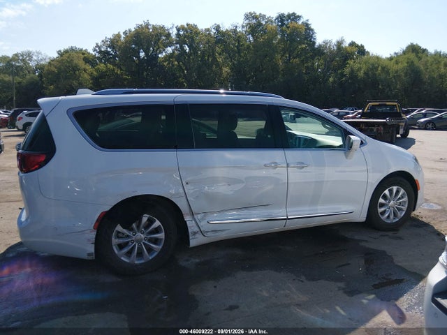 Aukcja sprzedaży 2018 Chrysler Pacifica Touring L, vin: 2C4RC1BG7JR120948, numer aukcji: 46009222
